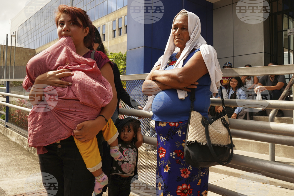 El Salvador Detainees
