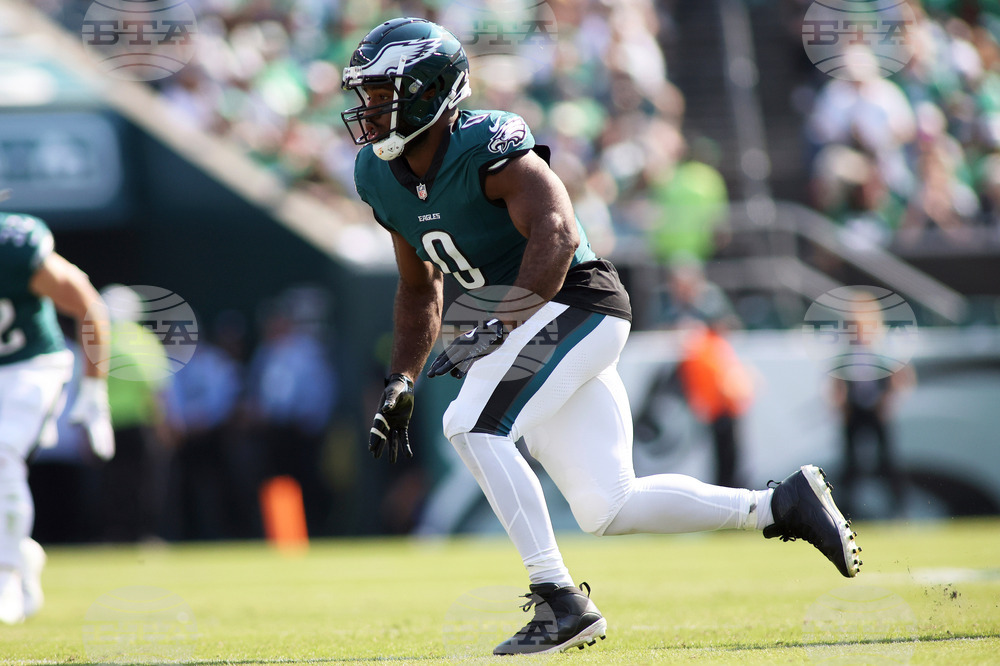 Eagles Huff Football