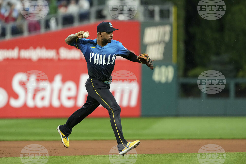 Brewers Phillies Baseball