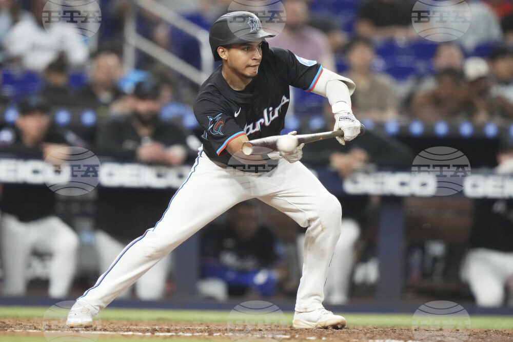 Giants Marlins Baseball