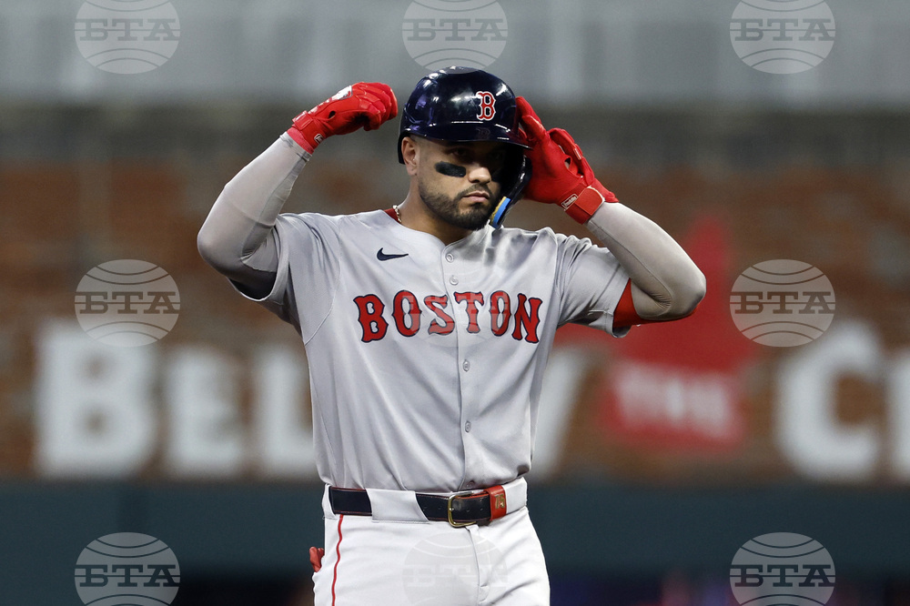 Red Sox Braves Baseball