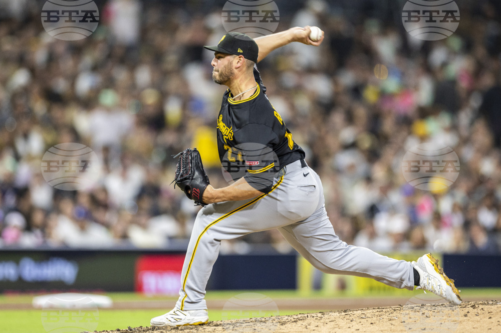 Pirates Padres Baseball