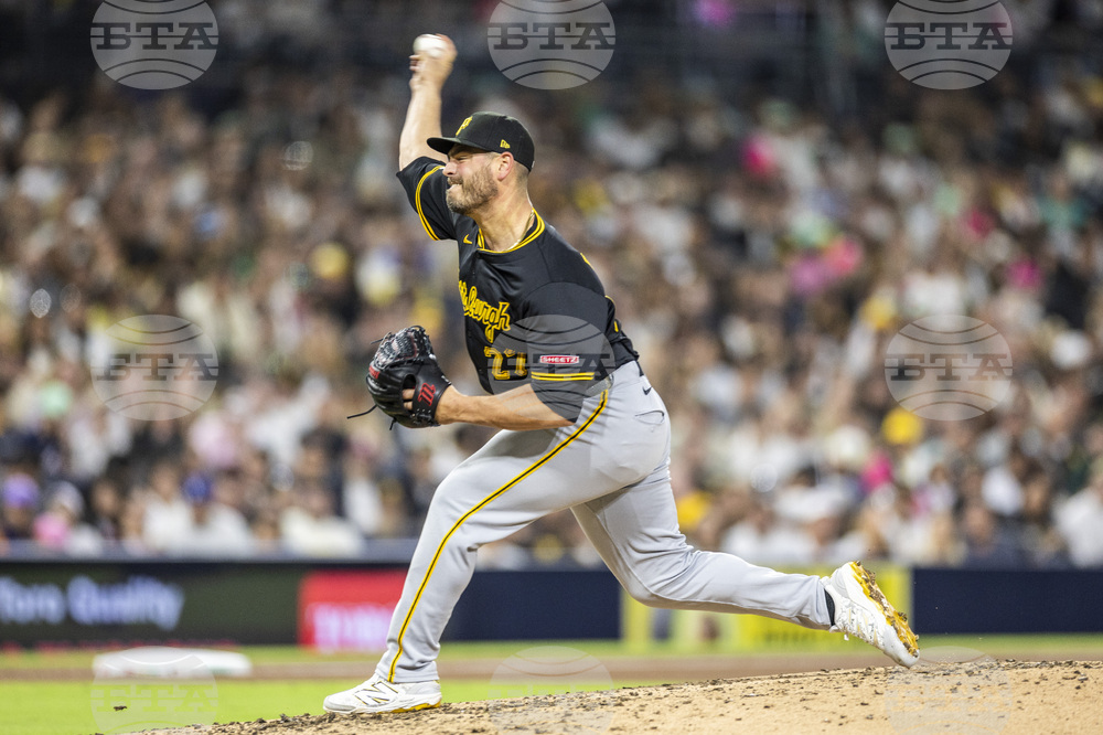 Pirates Padres Baseball