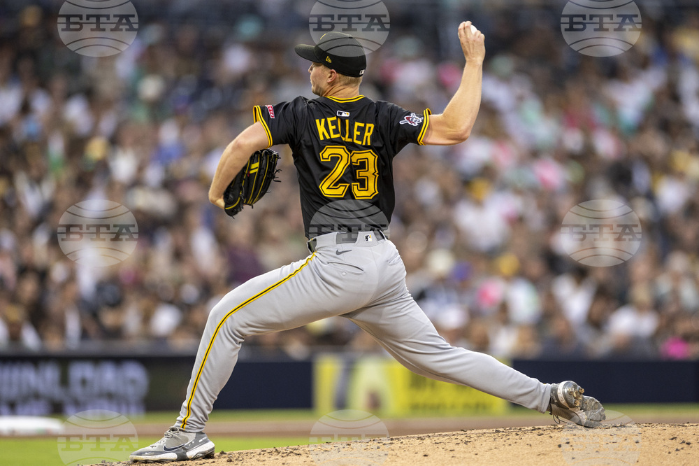 Pirates Padres Baseball