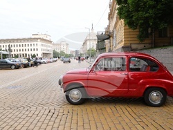 Ретро автомобили - парад