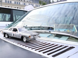 Ретро автомобили - парад