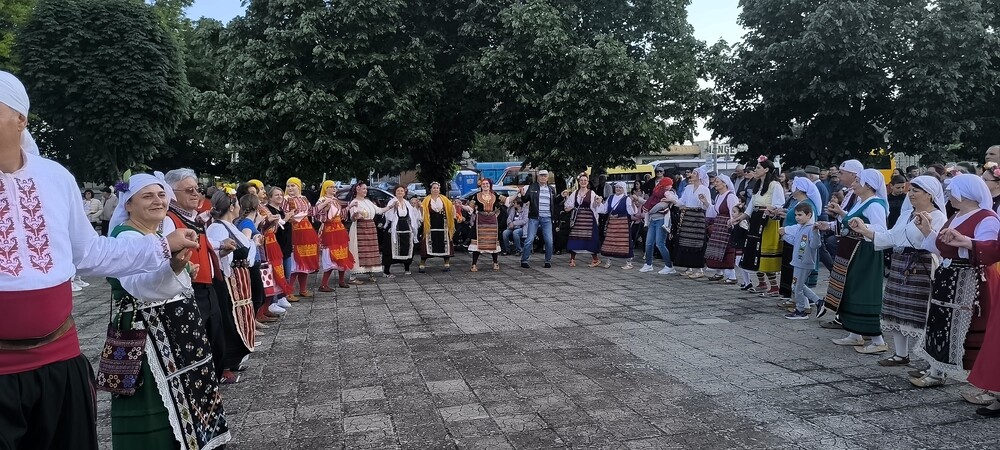 Община Каварна: Два дни Българево пее и танцува