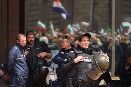 „Искаме си лева! Искаме си референдума“ - протест