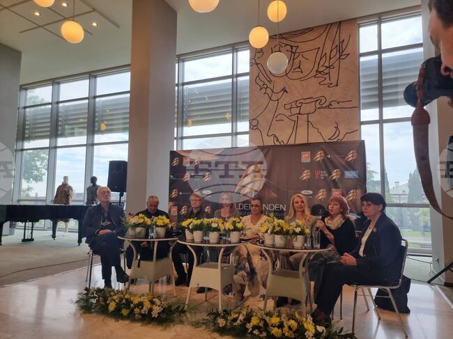 "Златната липа" е фестивал на интелигентния, обичащия киното зрител, каза директорът на кинофорума Магдалена Ралчева