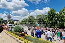 Шумен - протест - запазване на лева