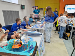 Разград - роботика - състезание