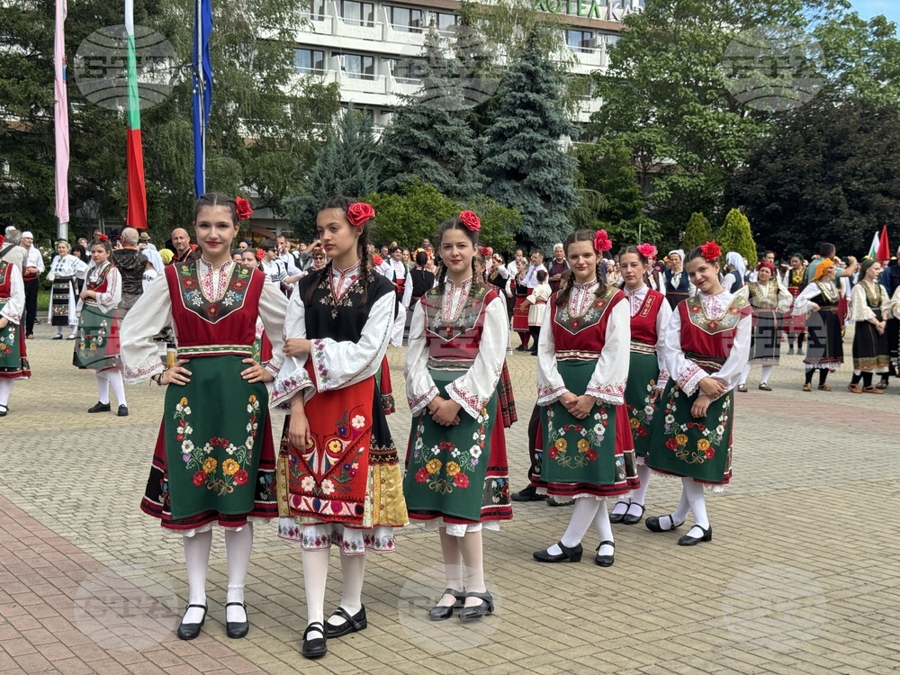 Казанлък - Национално надиграване „Тъпан бие, хоро се вие“