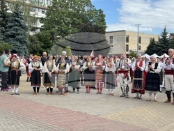 Казанлък - Национално надиграване „Тъпан бие, хоро се вие“
