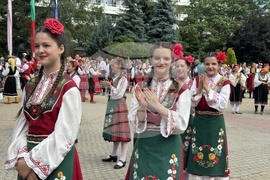 Казанлък - Национално надиграване „Тъпан бие, хоро се вие“