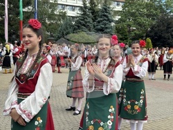 Казанлък - Национално надиграване „Тъпан бие, хоро се вие“