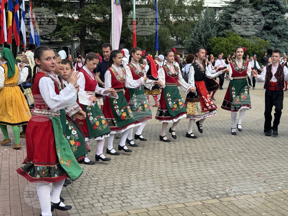 Казанлък - Национално надиграване „Тъпан бие, хоро се вие“