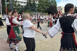 Казанлък - Национално надиграване „Тъпан бие, хоро се вие“