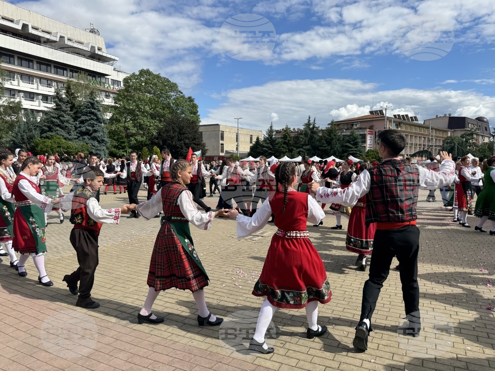 Казанлък - Национално надиграване „Тъпан бие, хоро се вие“