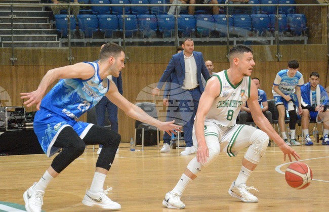 Баскетболният национал Мирослав Васов остава част от Рилски спортист