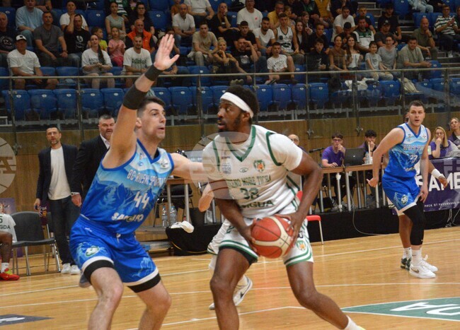 Шампионът Рилски спортист надигра Черно море Тича в баскетболното дерби на кръга