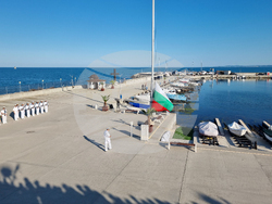 Поморие - син флаг - рибарско пристанище „Поморие“