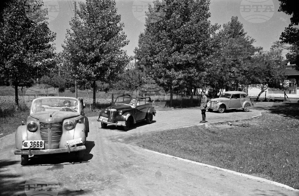 Учебни курсове за шофьори през 1952 година