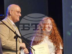 Бургас - награждаване - конкурс „Който спаси един човешки живот, спасява цяла вселена“