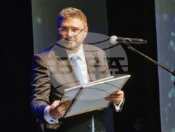 Бургас - награждаване - конкурс „Който спаси един човешки живот, спасява цяла вселена“