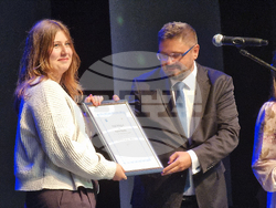 Бургас - награждаване - конкурс „Който спаси един човешки живот, спасява цяла вселена“