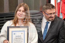 Бургас - награждаване - конкурс „Който спаси един човешки живот, спасява цяла вселена“