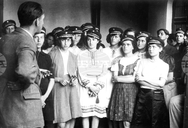 Проф. Асен Василиев - художник и изкуствовед