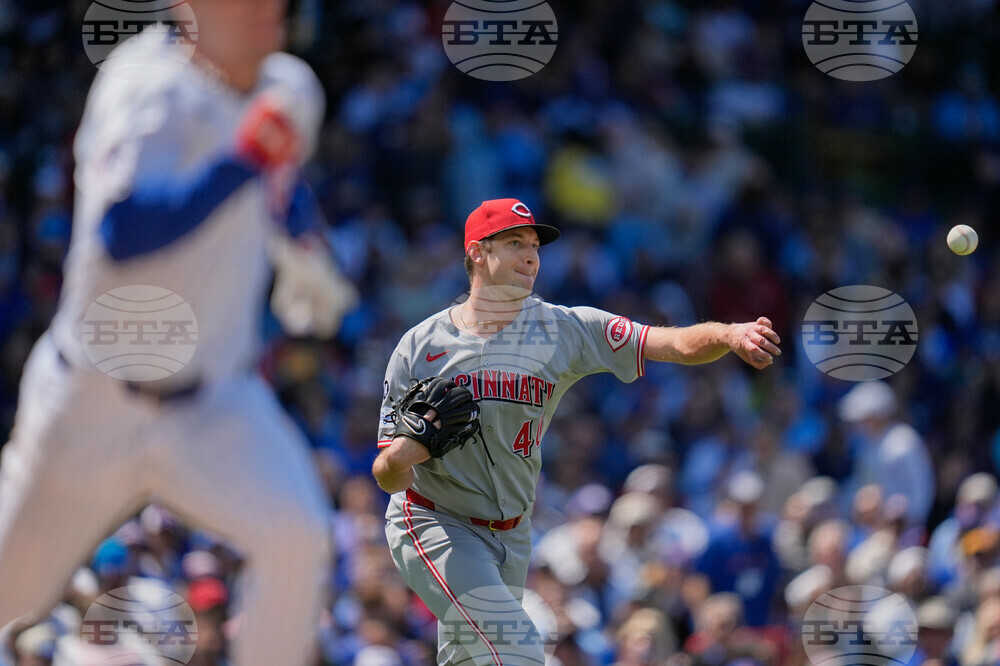 Reds Cubs Baseball