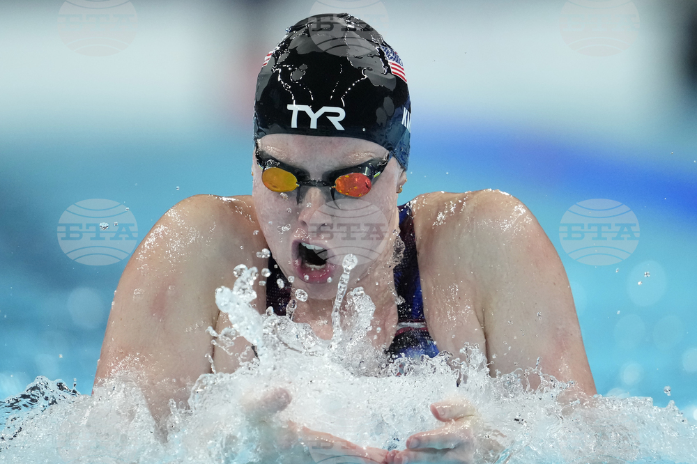 King's Farewell Swimming