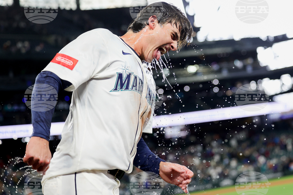 APTOPIX Twins Mariners Baseball