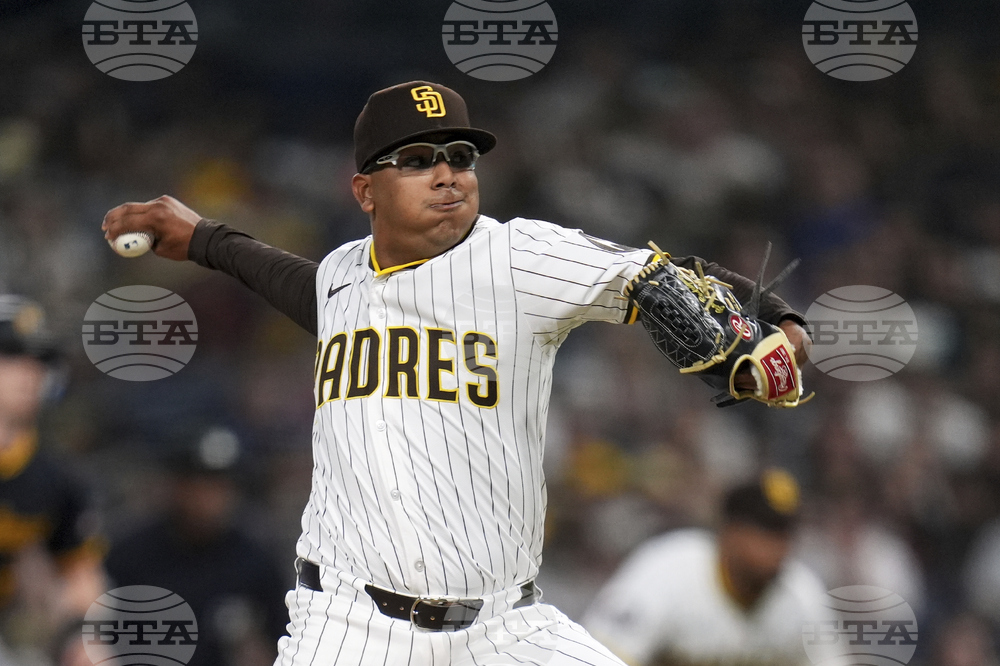 Pirates Padres Baseball