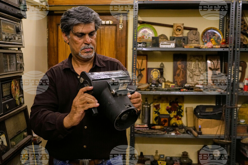 India Artifact Collector