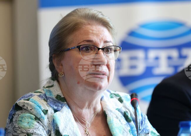 И знаково, и с конкретни дейности работим за това България целогодишно да предлага разнообразни видове туризъм, заяви на форум на БТА зам.-министър Ирена Георгиева