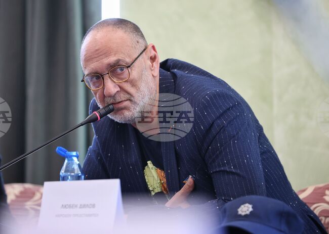 Културните програми на общините дават силен импулс на националния туризъм, каза зам.-председателят на Комисията по туризъм Любен Дилов 