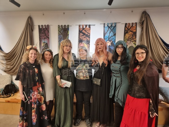 Best-selling YA Fantasy Author Julie Kagawa Meets Her Bulgarian Fans at Fantasy Ball in Sofia