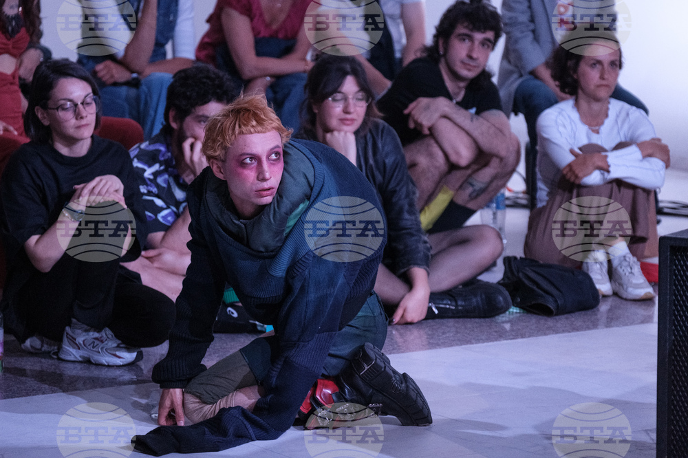 Пловдив - „One Dance Festival - колектив Trevoga - спектакъл