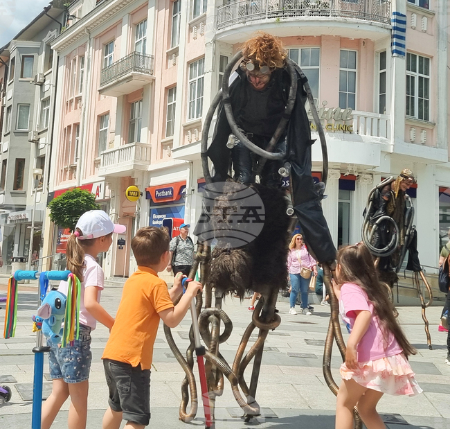 Община Варна осигури двудневен празник за децата в центъра на града