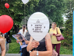 Пловдив - деца загинали на пътя - мирно бдение