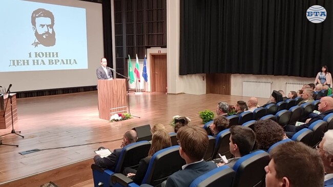 Инициатива за връщане на първия паметник на Христо Ботев в градска среда обяви председателят на Общинския съвет във Враца Владимир Христов