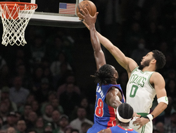 Pistons Celtics Basketball