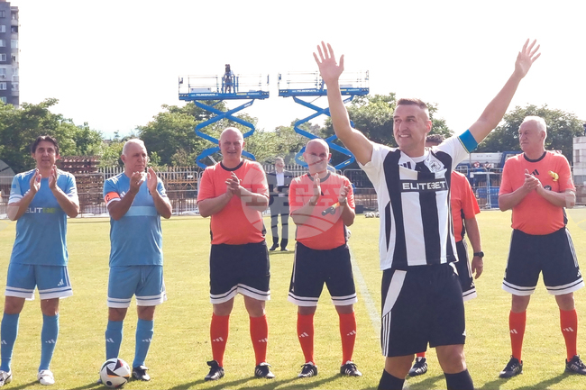 Голово шоу в бенефиса на Мартин Камбуров