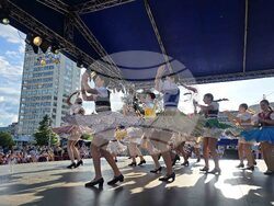 Сливен - „Приятелство без граници“ - фолклорен танцов фестивал