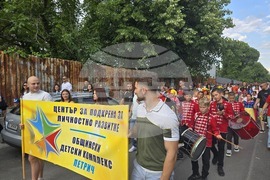 Петрич - Ден на детето - приказно дефиле