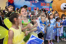Петрич - Ден на детето - приказно дефиле