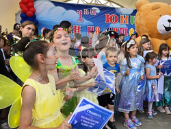 Петрич - Ден на детето - приказно дефиле