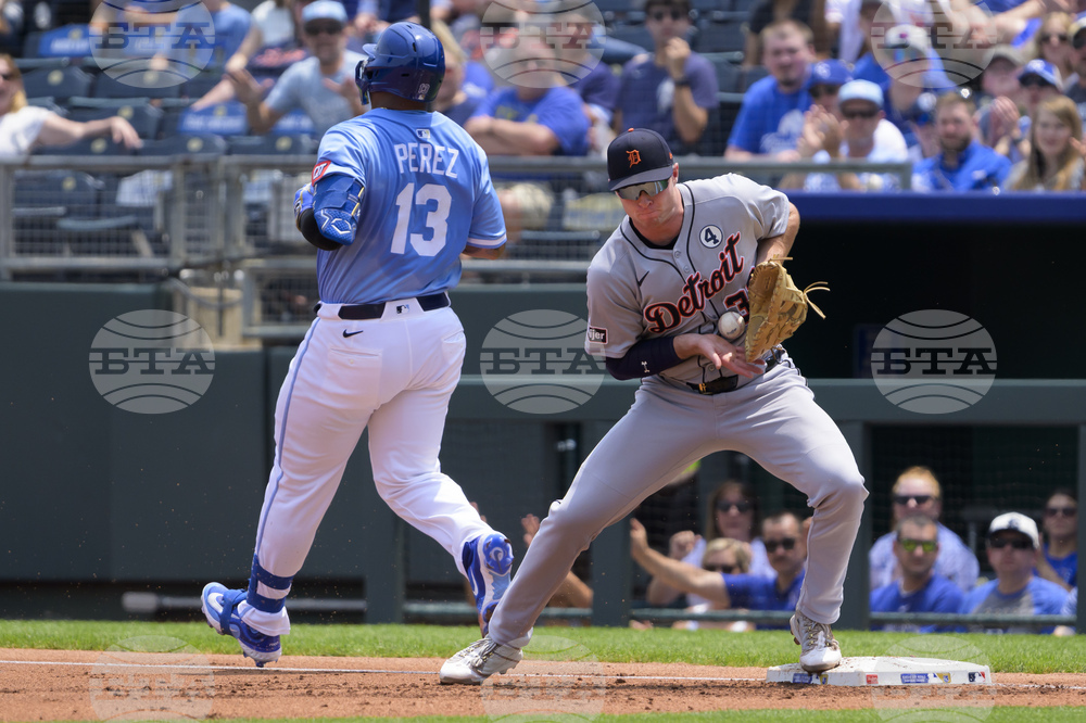 Tigers Royals Baseball